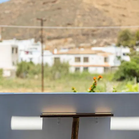 Thiramna Apts Kythnos Μέριχας