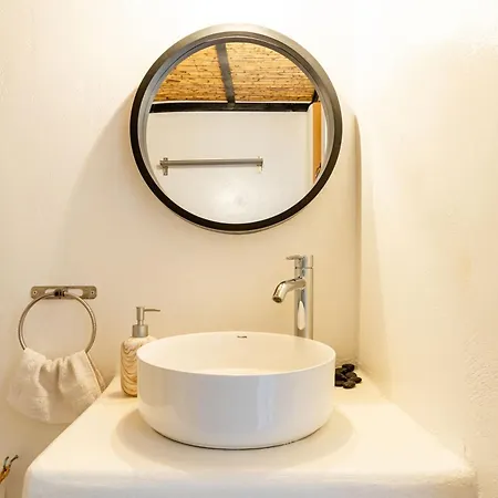 Thiramna Apts Kythnos *