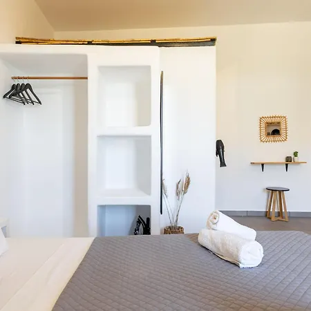 Thiramna Apts Kythnos Μέριχας