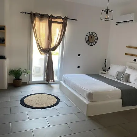 Thiramna Apts Kythnos Apartment